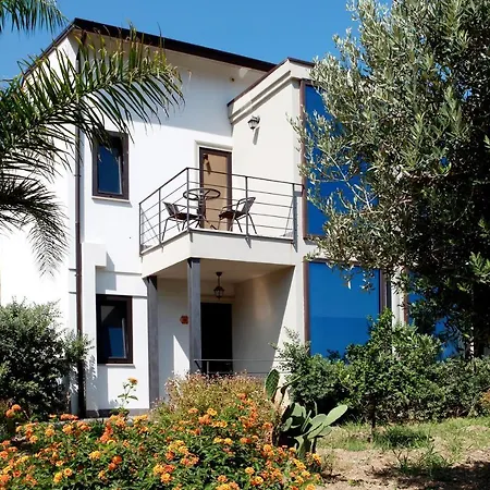 Filosofia Del Gusto Farm stay Castel di Tusa